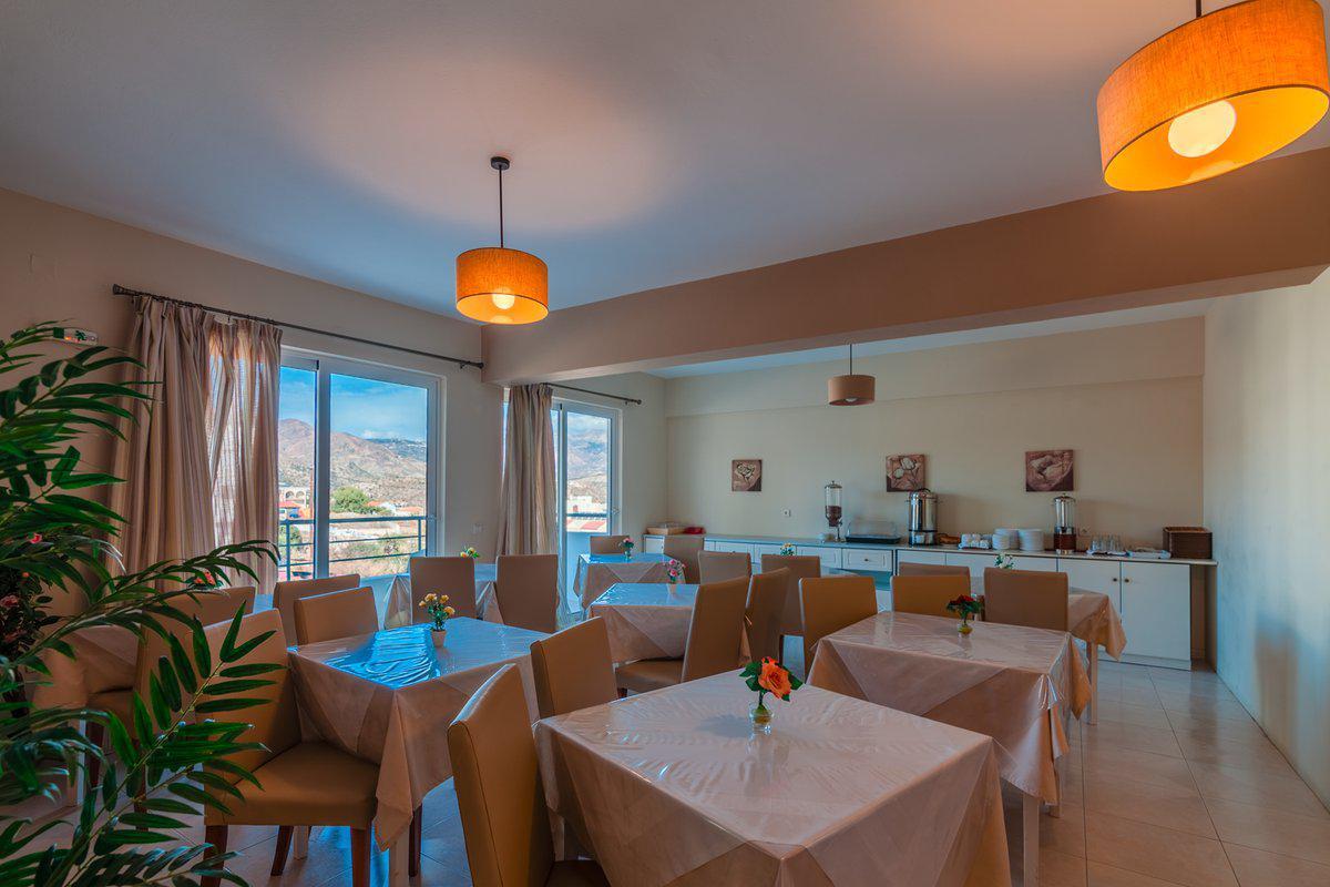 קרפאטוס Iolkos Hotel מראה חיצוני תמונה